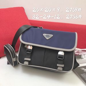 Luxurys Man BROSCASES DESIGNER BAG MEN SKULDA PAGAR Fashion Handväska Messenger Väska Crossbody Väska handväska Justerbar axelband 2st.