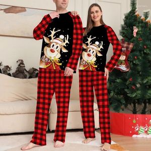 Kadın pijama 2024 Kış Noel Aile Pijamaları Set Anne Baba Çocuklar Bebek Eşleştirme Kıyafetleri Elk Baskı Gündelik Yumuşak Noel Bakış Pijama