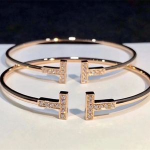 2024 Classic Brand Letter T Bangle Bracelet Stainless Steel Jewelry for Women Giftq4