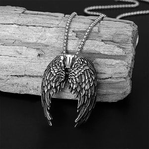 Tendência de ferro guerreiro anjo asas pingente colar homens moda motociclista punk hip hop festa suéter cadeia para irmão namorado necklac 240127