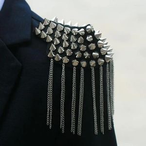 Broschen Vintage Schulterbrosche Zubehör Quasten Punk Schmuck Fransen Epaulette Abzeichen Kleidung Dekor