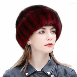 Berets Ladies Fur Hat 2024 Winter Fluffy Norek Rosyjska opaska na głowę na zewnątrz Earmuff Cap Warmowe wiadro