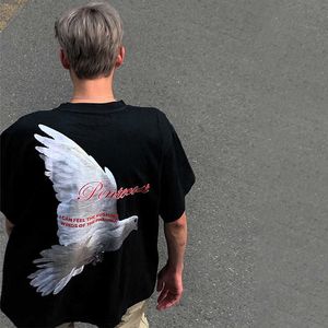 RRR123 Erkek Tişört RRR123 Tasarımcı Erkek ve Kadın T-Shirt Ortak Barış Güvercin Taşıyıcı Güvercin Yağlı Boya Slogan Mektup Baskı Retro Modaya Modeli Kısa Kollu T-Shirt