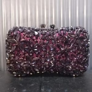 Luxury Gold/Purple Stone Rhinestone Shoulder Bags Handväskor Kvinnliga diamantbröllopskvällskopplingar Små party Prom Purses 240130