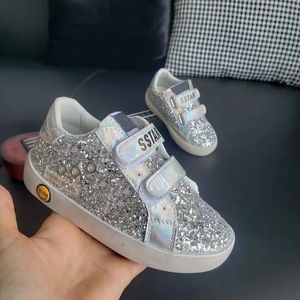 Kids Sneakers 2023 Autumn Girls Sport Running y Trainers Toddler Children Casual Star Shoes Fashion Brand Glitter Soft Sole 240131