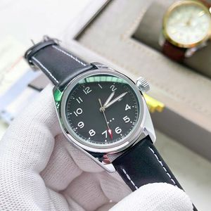 新しいパイオニアシリーズメンズウォッチ5つ星の一般的な輸入クォーツムーブメント40mm AAA