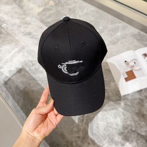 Cap Designer Cap Luxury Designer Hat Pure Cotton Baseball Cap Material, bekvämt och andningsbart, inte fylligt, parstil Sunshade Hat