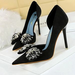 Обувь BIGTREE, женские туфли-лодочки со стразами и бантом, роскошные банкетные туфли, пикантные женские туфли на высоком каблуке, вечерние туфли на шпильке, большие размеры 41, 42, 43 240129