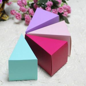 Present Wrap Amawill Cake Style Triangular Wedding Candy Boxes Baby Shower Gifts for Gäster Födelsedagsfestförpackning Bridal