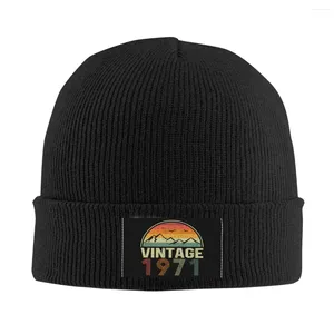 Berets Clássico Vintage 1971 Skullies Beanies Caps Cool Inverno Quente Mulheres Homens Chapéus de Malha Unissex Adulto 51º Aniversário Bonnet