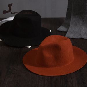 Retro Classic Felt Jazz Hat Fedora med Big Brim Panama For Women Men Black Red Top Ladies Imitation Wool Cap 240130
