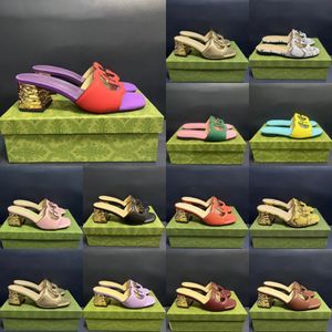 Moda chinelos de salto médio senhoras sandálias designer senhoras apartamentos tornozelo fivela sola de borracha mules verão praia sexy sapatos de casamento 34-42