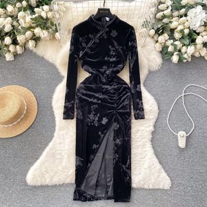 Sıradan Elbiseler Cheongsam Vintage Elbise Çin Geleneksel Velvet Bodycon Uzun Kollu Çiçek Baskı Yan Yarık Vestidos Damla