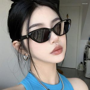 Sonnenbrille Vintage Cat Eye Damenmode Retro Shades Kleine Dreiecksbrille Personalisierte Street Travel Brillen Sonne