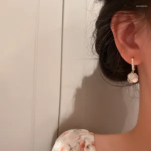 Dangle Ohrringe trendy weißer Opal -Ohrring Geometrischer Anhänger Legierung Kreiber Braut Schmuck 1 Paar
