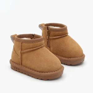 Stivali da neve superiori in pelle scamosciata invernale per bambini Stivaletti per bambini caldi e morbidi per bambini Ragazzi Ragazze Moda scarpe in cotone peluche taglia 16-30 240129