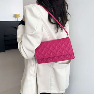 Fashionable and Minimalist Emed Small Square Autumn winter New Versatile Underarm Trend Single Shoulder Women s Bag Handbag factory direct sales