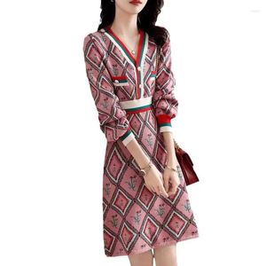 Casual Dresses Runway Fall Spring French Women's Clothing Stripe Diamond Brand Sweater Sticked Dress High Quality Luxury Slim Vestido