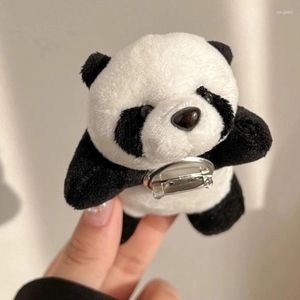 Brosches kawaii vilande panda docka brosch par tecknad plysch små djur leksaker stift roliga prydnadsväska kläder smycken gåvor