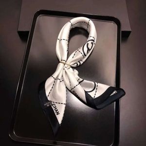2024 Fashion Silk Letter Woman Designer Headband Brand Small Scarf Variable Headscarf Accessories Activity Gift 5555qqq