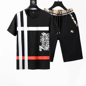 Men Tracksuits Designer T shirt and Shorts 2 Piece Sets Casual Black Pattern printing Clothes Men's Running Fitness Sportswear Letter Two-piece Suit Top Sportsuit