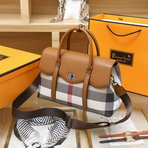 Tote Genuine Leather Checkered New Niche High end capacity Portable Commuting Single Shoulder Crossbody Bag factory direct sales