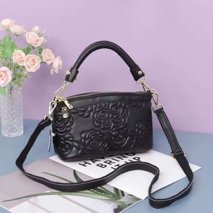 Äkta läderkvinnor s Light Luxury Handbag Versatile Top Layer Cowhide Crossbody Bag Trendy New Factory Direct Sales