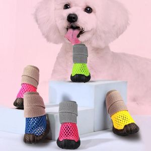 Vestuário para cães 4 pcs botas de chuva net botas confortáveis para usar elegante verão oco filhote de cachorro sapatos de pelúcia acessórios para animais de estimação