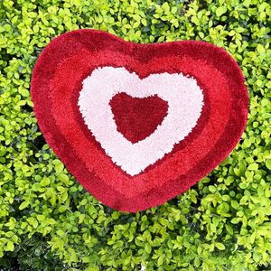 Creative Love Heart Shape Floor Carpet Home el Decoration Red Heart Shape Door Mat Wedding Carpet 240131