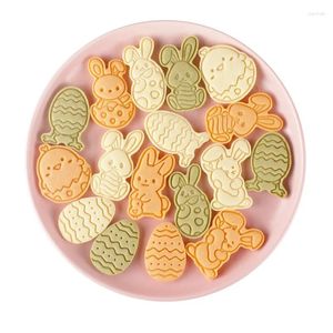 Baking Moulds 8 Pcs Easter Cookie Cutter Plastic Biscuit Knife Fruit Cake Kitchen Tools Mold Embossing Printing