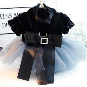 Hundkläder svart färg fashionabla klänningar för 2024 höst och vinter prinsessan stil klänning husdjur bröllop kläder små