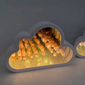 DIY Cloud Tulip LED Nocne światło dziewczyna sypialnia Ozdoby Kreatywne PORNORTA LAMPY STALOWE LAMPY BEZPORNOŚCI Ręcznie robione prezenty urodzinowe 240127