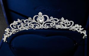 Europa e nos Estados Unidos tiara de noiva de alta qualidade coroa Princesa tiara liga strass vestido de casamento coroa whole3859169