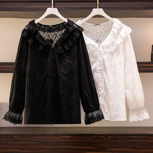 150 kg plus size Womens Bust 153 Spring Loose brodery ihålig spetsskjorta ruffle lantare ärm topp 5xl 6xl 7xl 8xl 9xl 240201