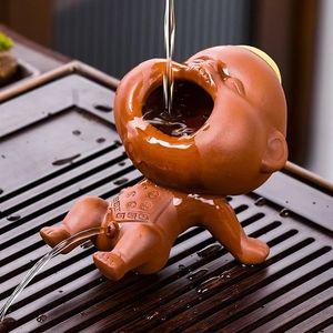 Creative Purple Sand Urine Boy Tea Pet Household Can Raise Tea Table Ornaments Fun Peeing Doll Tea Toy Set Accessories 240130