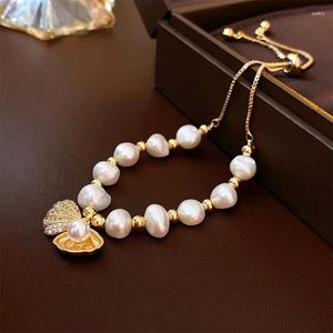 Braccialetti con ciondoli Squisito braccialetto di zirconi conchiglia di perle d'acqua dolce naturali per le donne Moda elegante regalo di San Valentino di lusso leggero