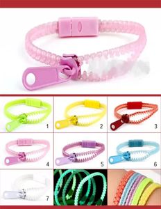 Jewelry Luminous Glow In The Dark For Kid Man Woman Zipper Bracelet Unisex Zip Bangle Night Light Wristband Stress Relief Anxiety Needs Toys Party Bar Hip Hop8116316