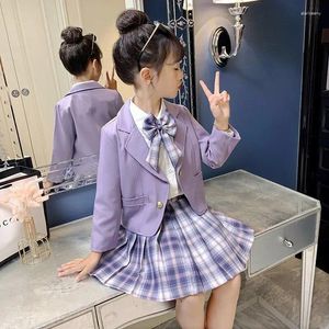 Kläduppsättningar Set Girl Suit Korea 3PC School 2024 Summer Princess Formell mode barn kappklänning kjol lång skjorta båge veckade kläder