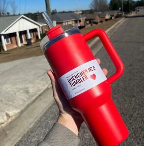 Cosmo Pink Target Red Tumblers Pink Parade Flamingo Cups H2.0 40 oz kopp med handtag lock och halm kaffevattenflaskor med 1: 1 logotyp 40oz valentinsdaggåvor