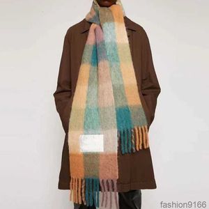 sciarpa donna cashmere Sciarpe Plaid Inverno AC scialle caldo moda Uomo donna stile arcobaleno Scialli di lusso per designer autunno nappa a scacchi Reticolo griglia di marca Stola