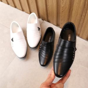 Boys Leather Shoes Spring Autumn Pointed Toe Formal Dress British Style Black White Kids Party Wedding Flats 240226