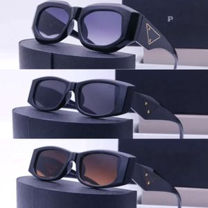 Очки Дизайнерские солнцезащитные очки Роскошные солнцезащитные очки для женщин Классический дизайн Модные брендовые манеры Солнцезащитные очки Подарочная коробка