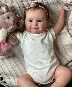 50 cm Silicone Reborn Baby Girl Doll bebe reborn Morbido/Occhi azzurri/Bambino nato per/Bambole capelli veri/Regali di Natale per ragazze 240131