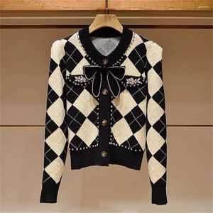 Kvinnors stickor French Bow Tie tröja Kontrast Diamond Plaid Sticked Cardigans Luxury Diamonds Knitwear Cashmere Wool Jacket Crop H429