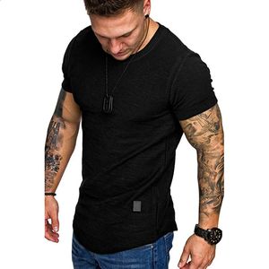 Męskie sportowe koszulka Slim Fit O Neck z krótkim rękawem.