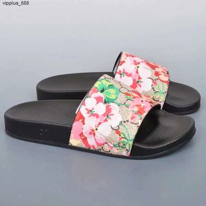 Designer-Hausschuhe für Damen, Blumenbrokat, flache Schuhe, Druck, Sommer, trendige Straßenfotos, lässige und modische Strandschuhe, Sandalen, Größe 35–45