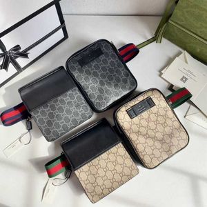 24S Yeni Erkekler Crossbody Omuz Çantası Stilleri Çeşitli Boyutlar Klasik Baskı Çanta Lüks Tasarımcıları Beldolu Göğüs Çantası Pochette Birden Cep Moda Messenger Çantası