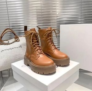 Skórzane kostki buty świąteczne platforma Platforma Platforma Płaska platforma Pół buty luksusowy projektant High Top Fashion Damskie buty jeźdźca