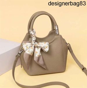 Vintage Crossbody Womens Bag Designer Fashion Leather Handbag 5A High quality womens crossbody bag shoulder