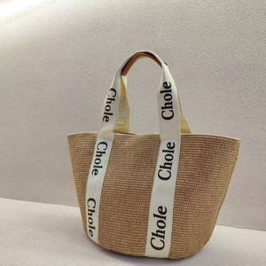 Beach Woven Hand held Small Female Niche Vegetable Basket Vacation Women s Bag New Fashion Trend factory direct sales